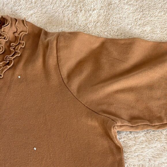 Quacker Factory Shirt Medium Tan Ruffle Edge Rhinestone Tunic Pullover 3/4 Slv - Picture 5 of 11
